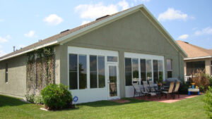 Riverview lanai glassroom conversion